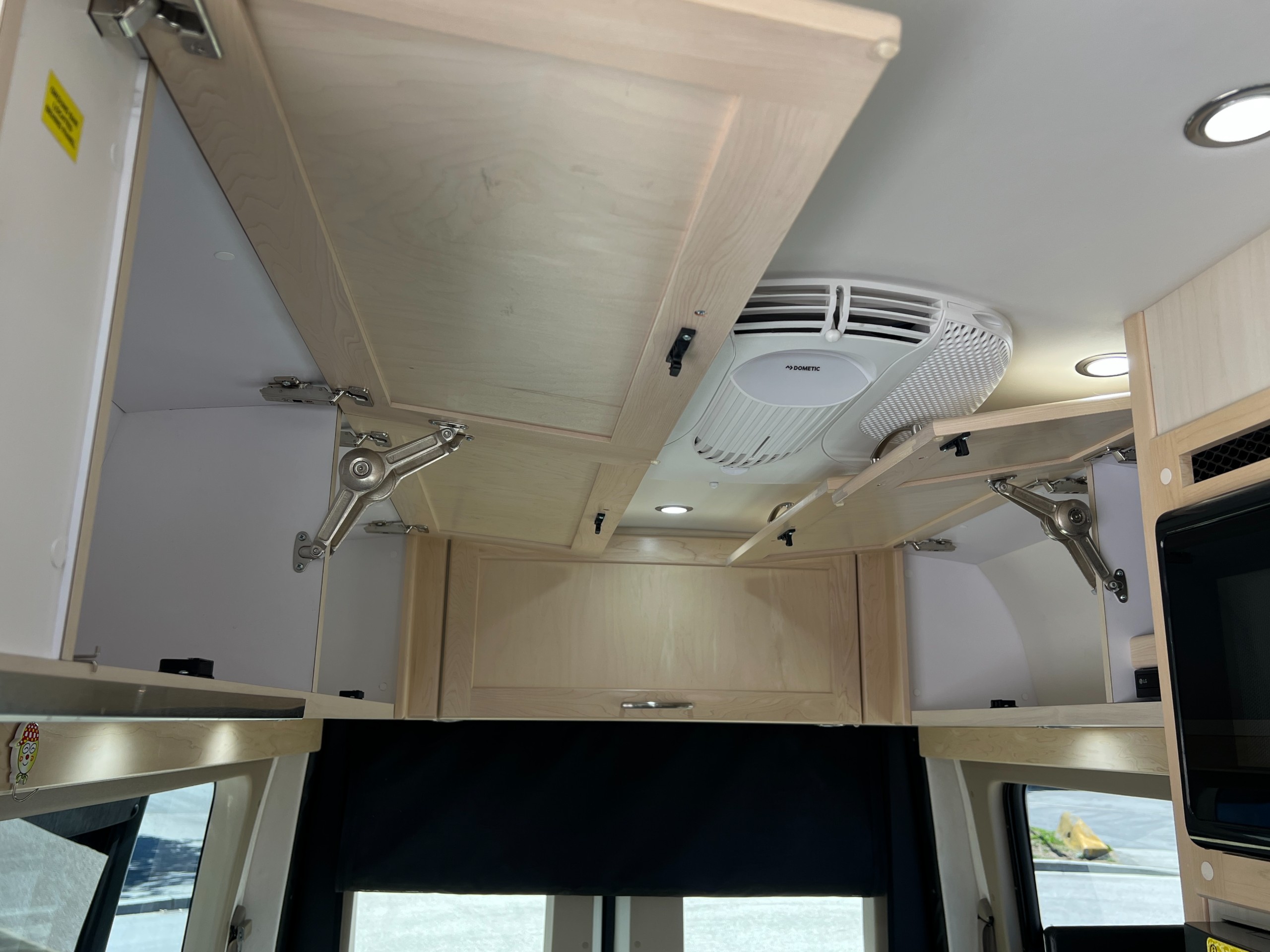 2019 Mercedes-Benz Pleasure-way Sprinter 2500 | ascent ts | Diesel|No accident - Image 13